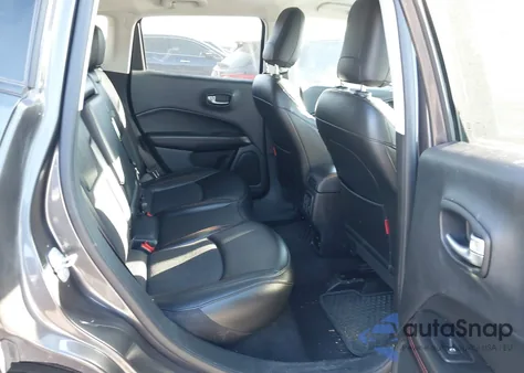 2021 Jeep Compass Trailhawk 4X4 z USA, uszkodzony, nr VIN 3C4NJDDB4MT523827